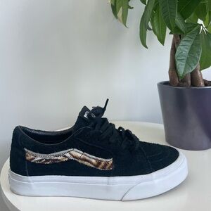 Vans Black Animal Print Suede Leather Low Top Lace Up Skate | Women 7.5